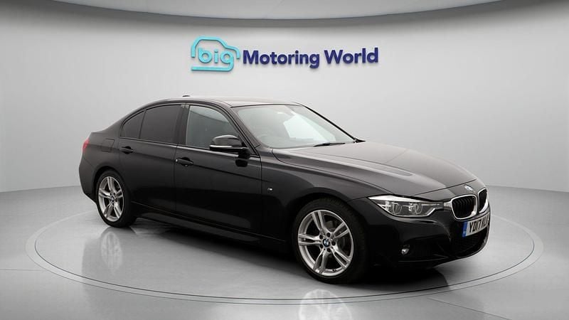 Used 2017 BMW 320 M Sport Sedan | £12,919 (Good price) - Image 1/4