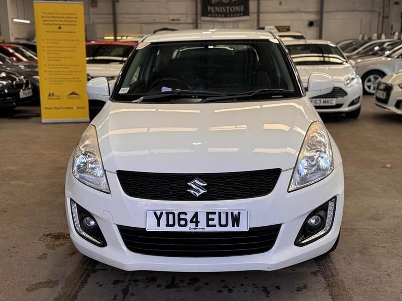 Usado Suzuki Swift 94 HP (69 kW) 2014 Branco Citadino