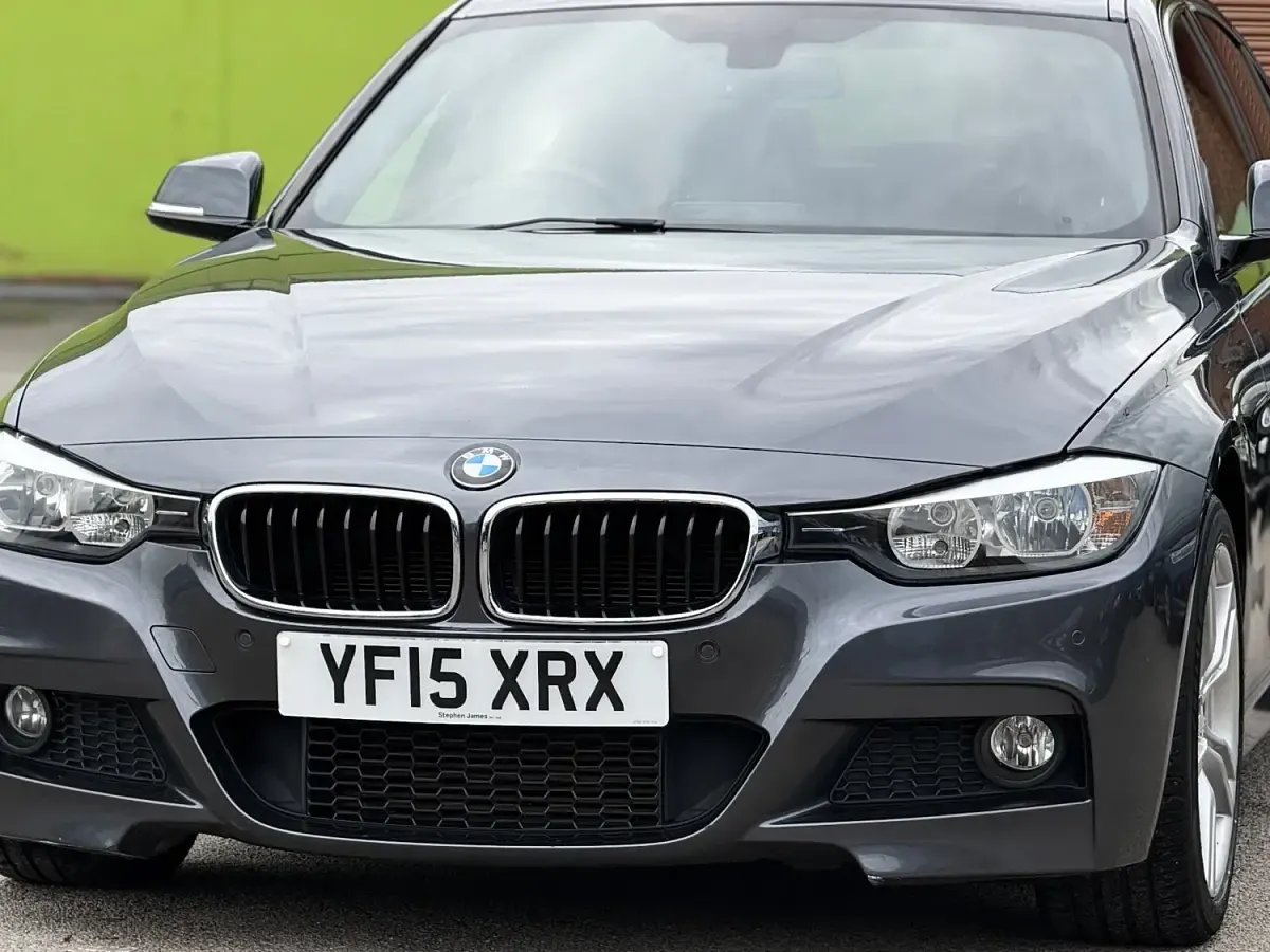Begagnad BMW 320 M Sport 2015 Grå Sedan