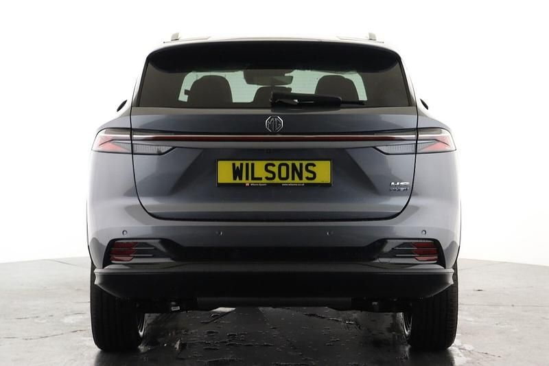 New MG HS Trophy 2025 Silver SUV