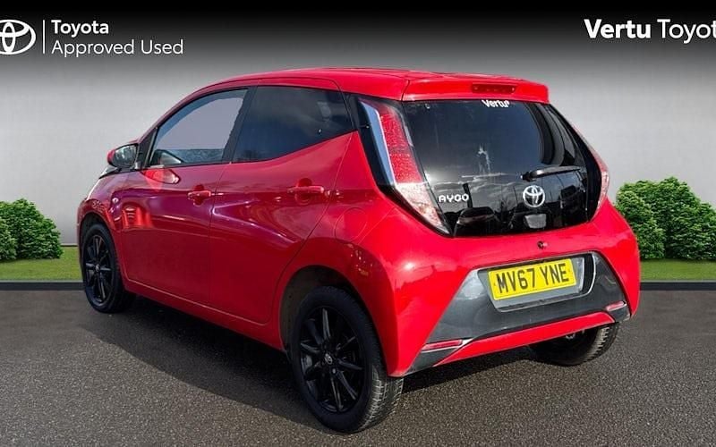 Used Toyota Aygo x-style 69 HP (50 kW) 2018 Hatchback
