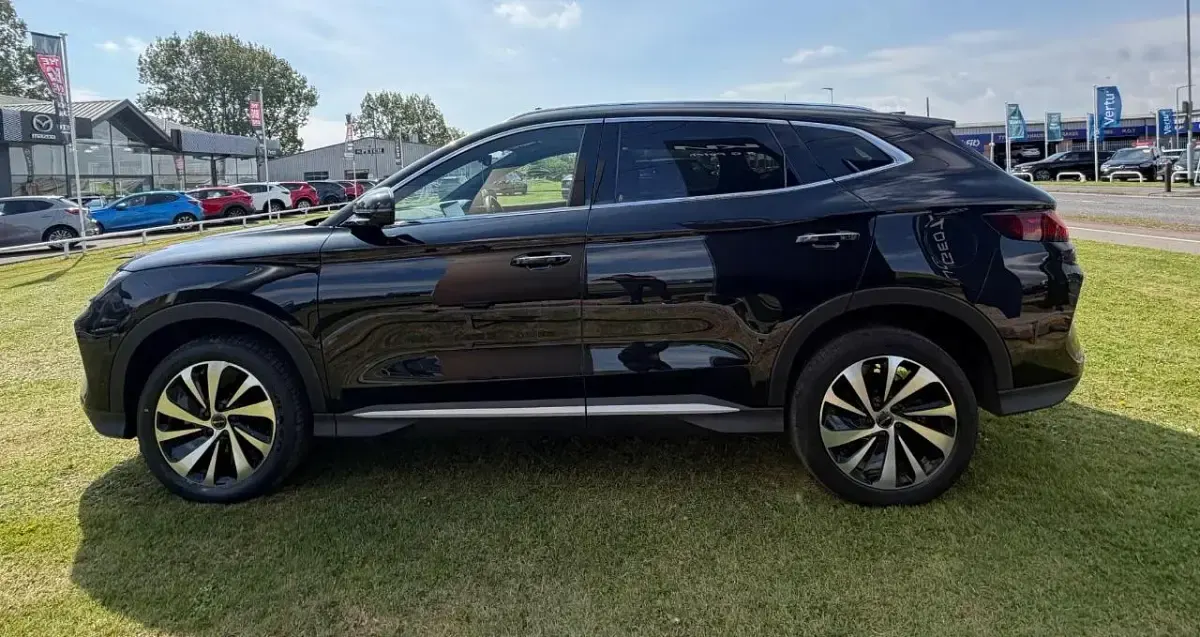 Used BYD Seal Boost 214 HP (157 kW) 2025 Black SUV