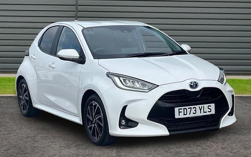 Used Toyota Yaris Hybrid Design 116 HP (85 kW) 2026 Hatchback