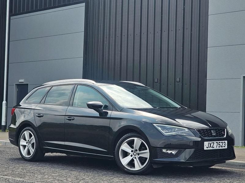 Black Used 2016 Seat Leon FR Estate | £9,990 (Fair price) - Image 1/4