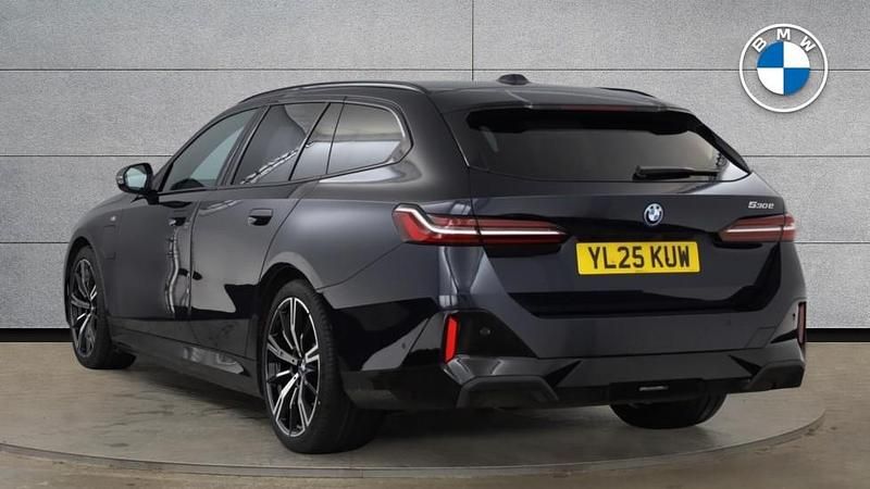 Used BMW 530e M Sport 295 HP (216 kW) 2025 Black Estate