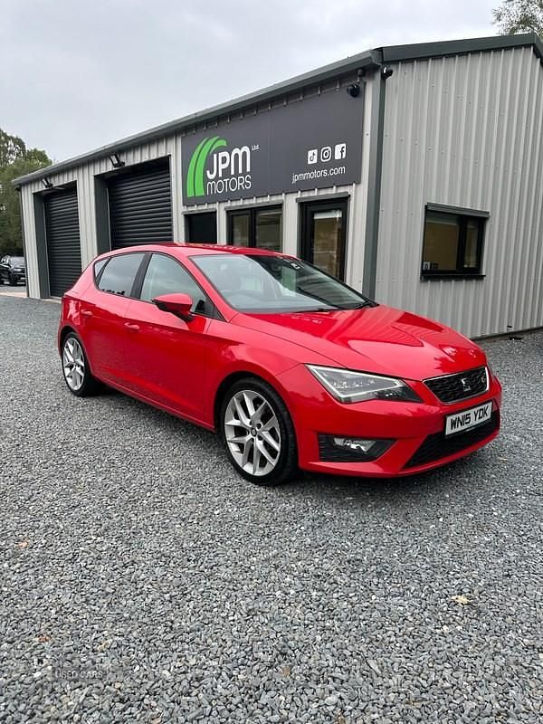 Red Used 2015 Seat Leon FR Hatchback | £7,450 (Fair price) - Image 1/4