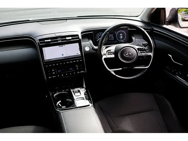 Used Hyundai Tucson Premium 230 HP (169 kW) 2022 Silver SUV