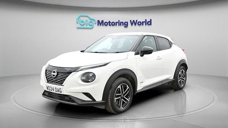 Used Nissan Juke N-Connecta 143 HP (105 kW) 2024 White SUV