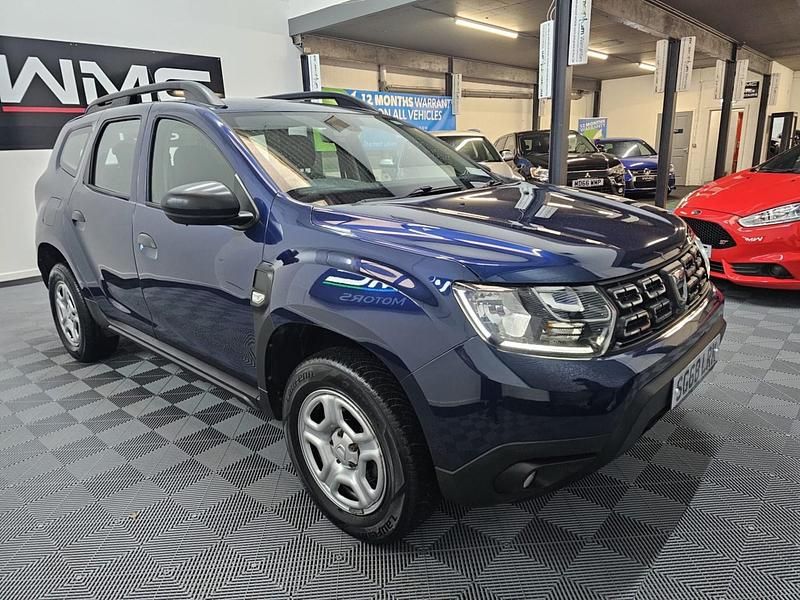 Used Dacia Duster Essentiel 114 HP (83 kW) 2018 Blue Hatchback