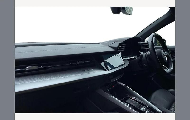 Used Audi S3 Sportback Comfort 306 HP (225 kW) 2021 Blue Hatchback