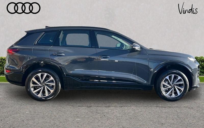 New Audi e-tron Sport 225 kW (306 HP) 2025 SUV