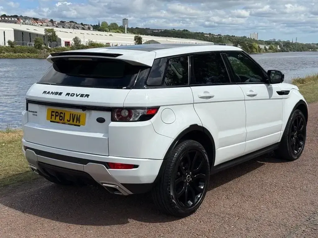 Begagnad Land Rover Range Rover evoque Dynamic 2011 Vit Kombi