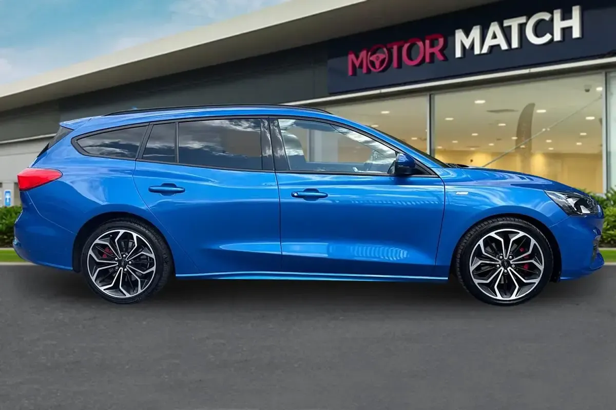 Used Ford Focus ST-Line X 150 HP (110 kW) 2018 Blue Estate