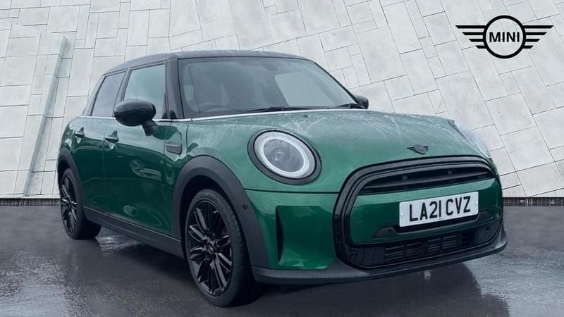 Green Used 2021 Mini Cooper Exclusive Hatchback | £20,369 (A bit pricey) - Image 1/4