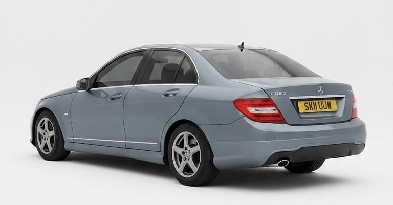 Begagnad Mercedes C220 2011 Grå Sedan