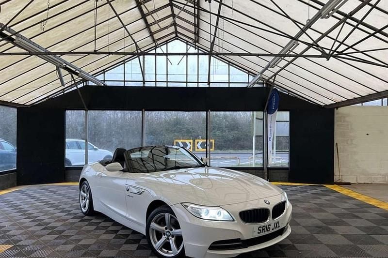 Used BMW Z4 Luxury Line 2016 White Cabriolet