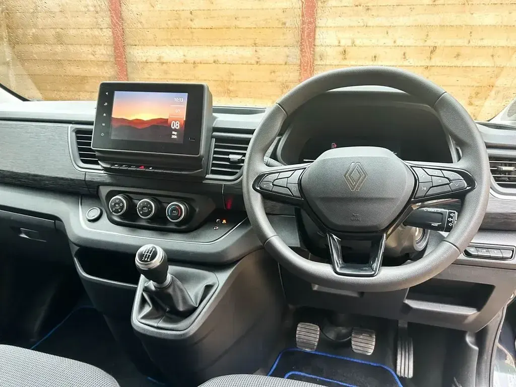 Used Renault Trafic 2025 Grey MPV