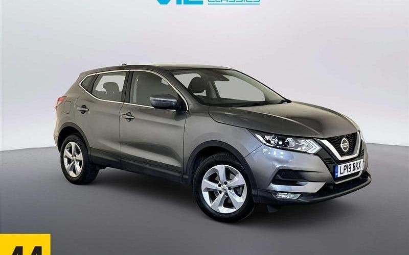 Used Nissan Qashqai Acenta Premium 160 HP (117 kW) 2019 Grey SUV