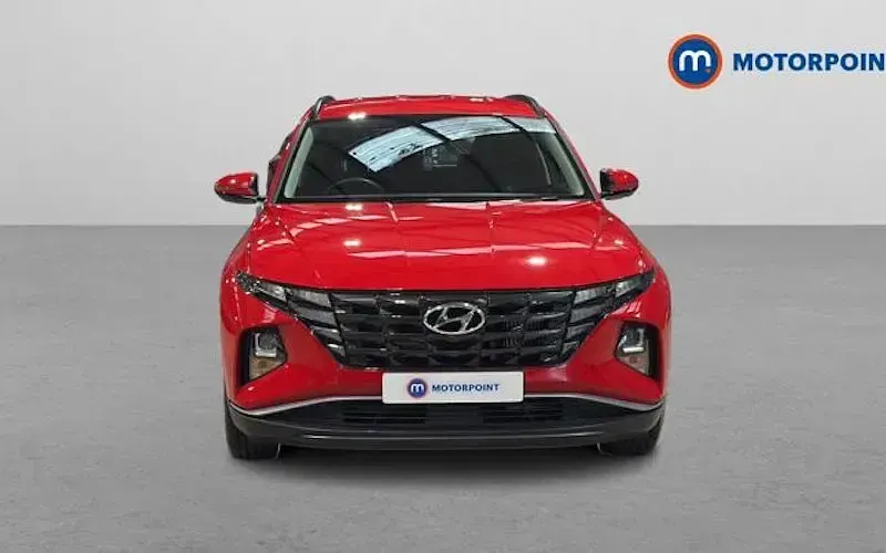Used Hyundai Tucson SE 150 HP (110 kW) 2023 Red SUV