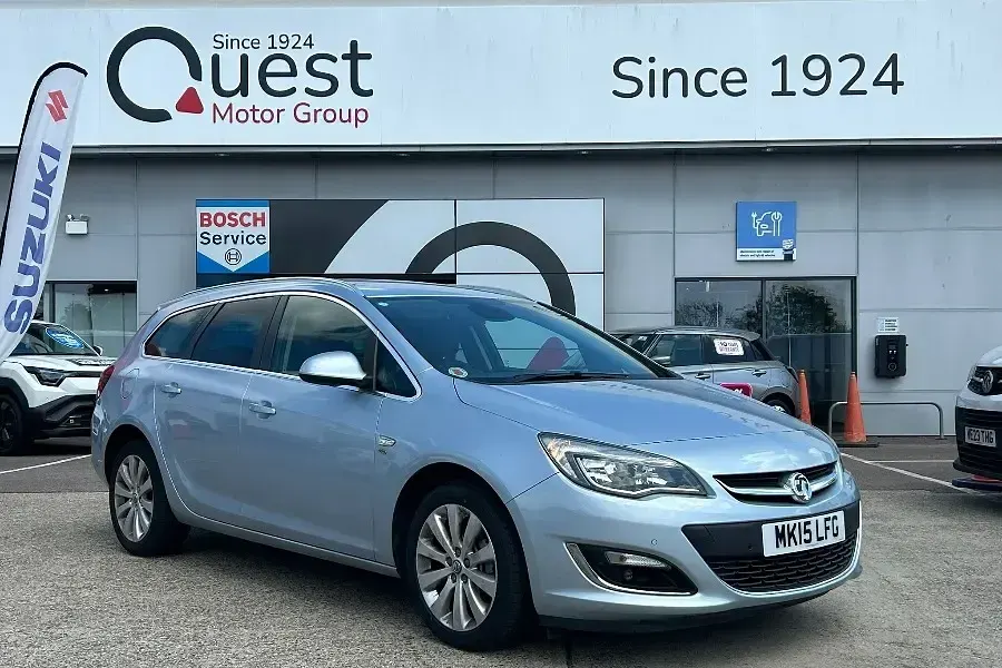 Used Vauxhall Astra Elite 116 HP (85 kW) 2015 Estate