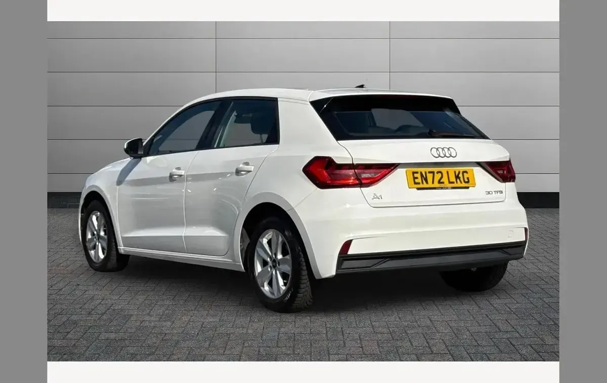 Used Audi A1 Design 110 HP (80 kW) 2023 White SUV