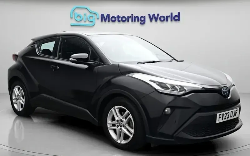 Used Toyota C-HR 122 HP (89 kW) 2023 SUV