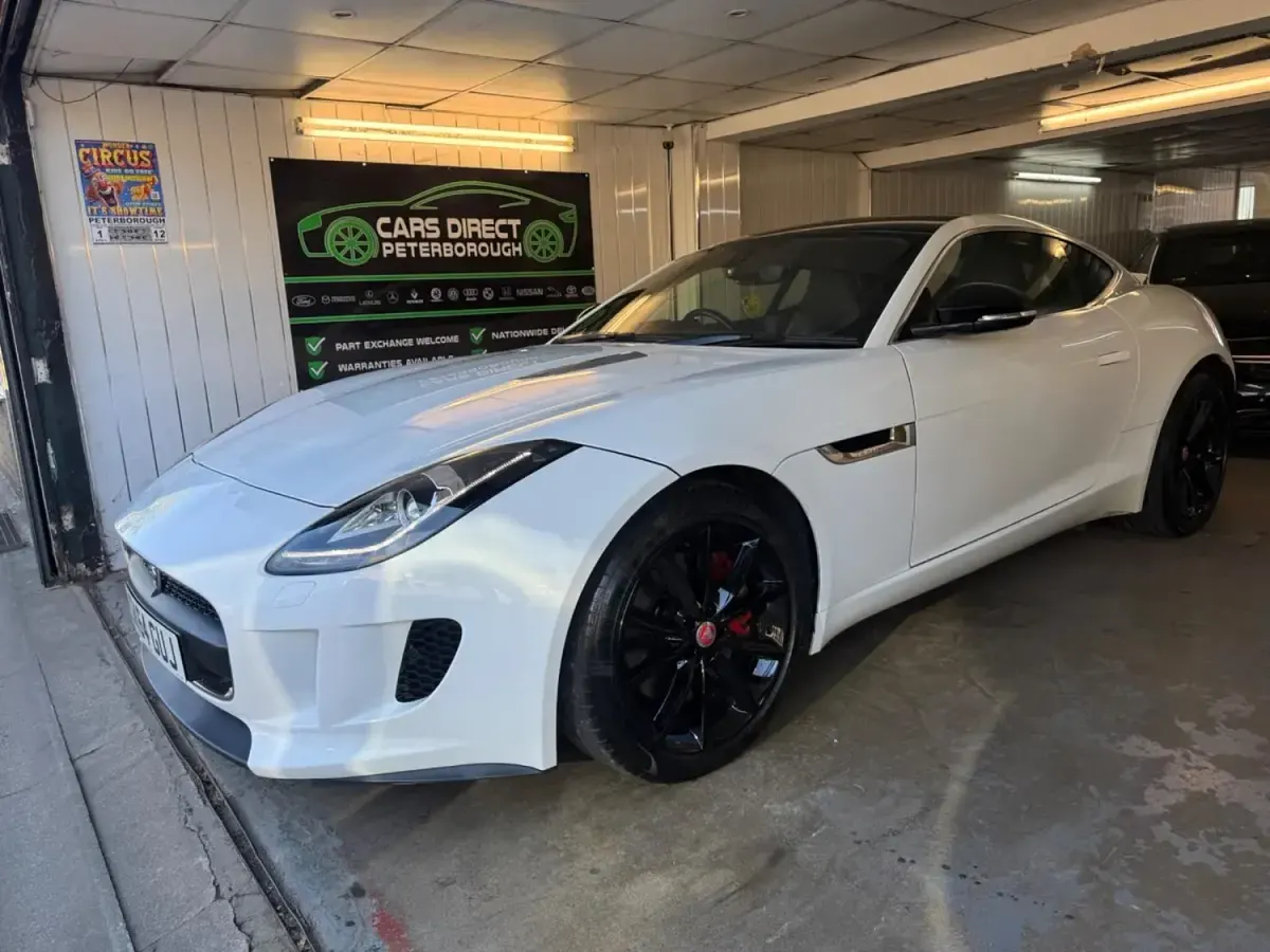 Usado Jaguar F-Type Supercharged 2014 Branco Coupé