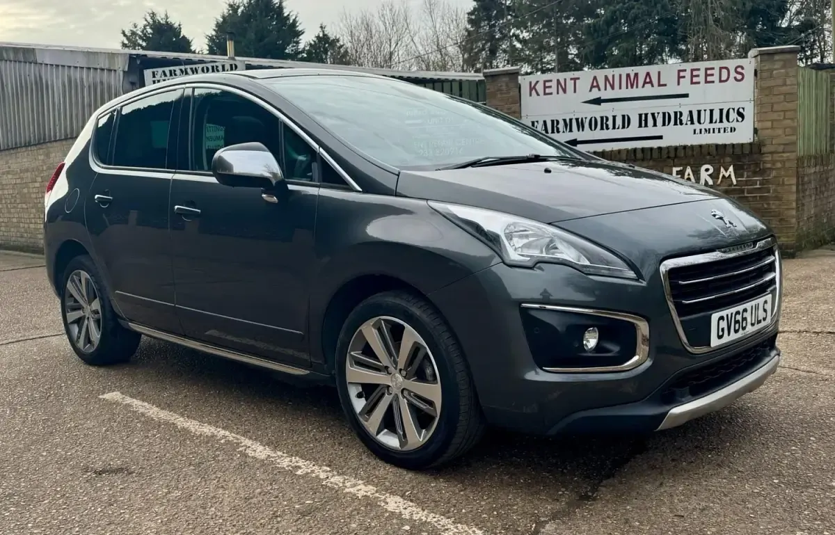 Gebraucht Peugeot 3008 Allure 120 PS (88 kW) 2017 Grau SUV