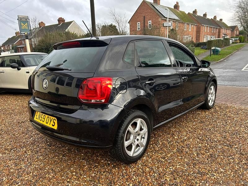 Used VW Polo 70 HP (51 kW) 2009 Black Hatchback