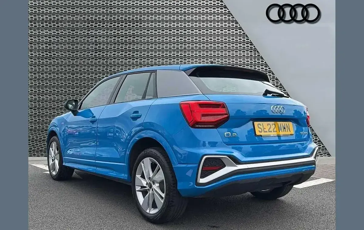 Used Audi Q2 S-Line 108 HP (79 kW) 2022 Blue SUV
