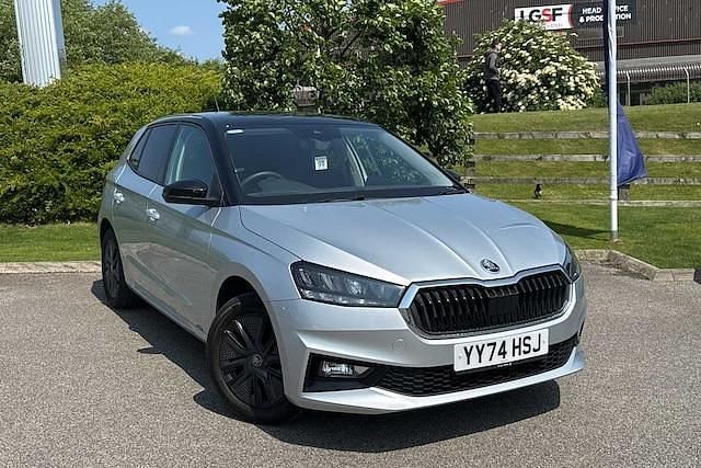 Brilliant silver metallic black magic pearl effect Used 2025 Skoda Fabia Design Edition Hatchback | £18,495 (A bit pricey) - Image 1/4