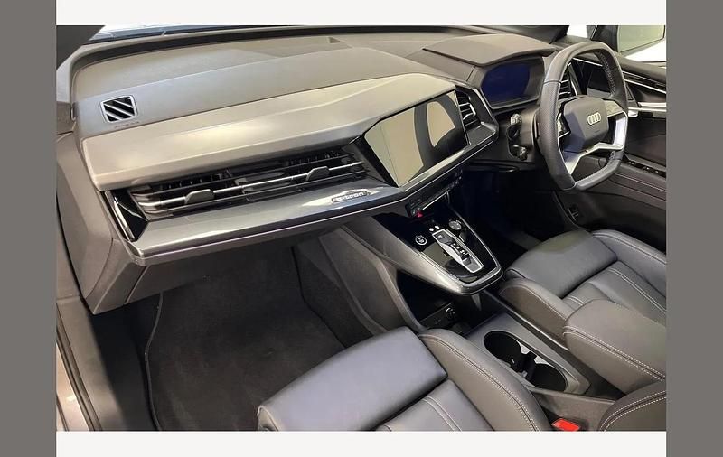 Used Audi Q4 e-tron Black Edition 210 kW (286 HP) 2025 Grey SUV