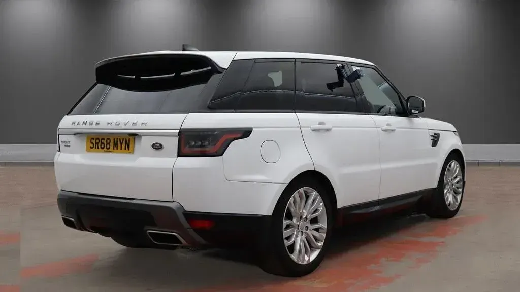 Used Land Rover Range Rover Sport HSE 306 HP (225 kW) 2019 White SUV