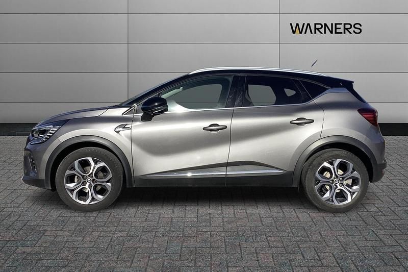 Second-hand Renault Captur SE 89 CP (65 kW) 2022 Gri SUV
