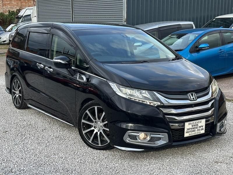 Black Used 2013 Honda Odyssey MPV | £10,995 (Fair price) - Image 1/3