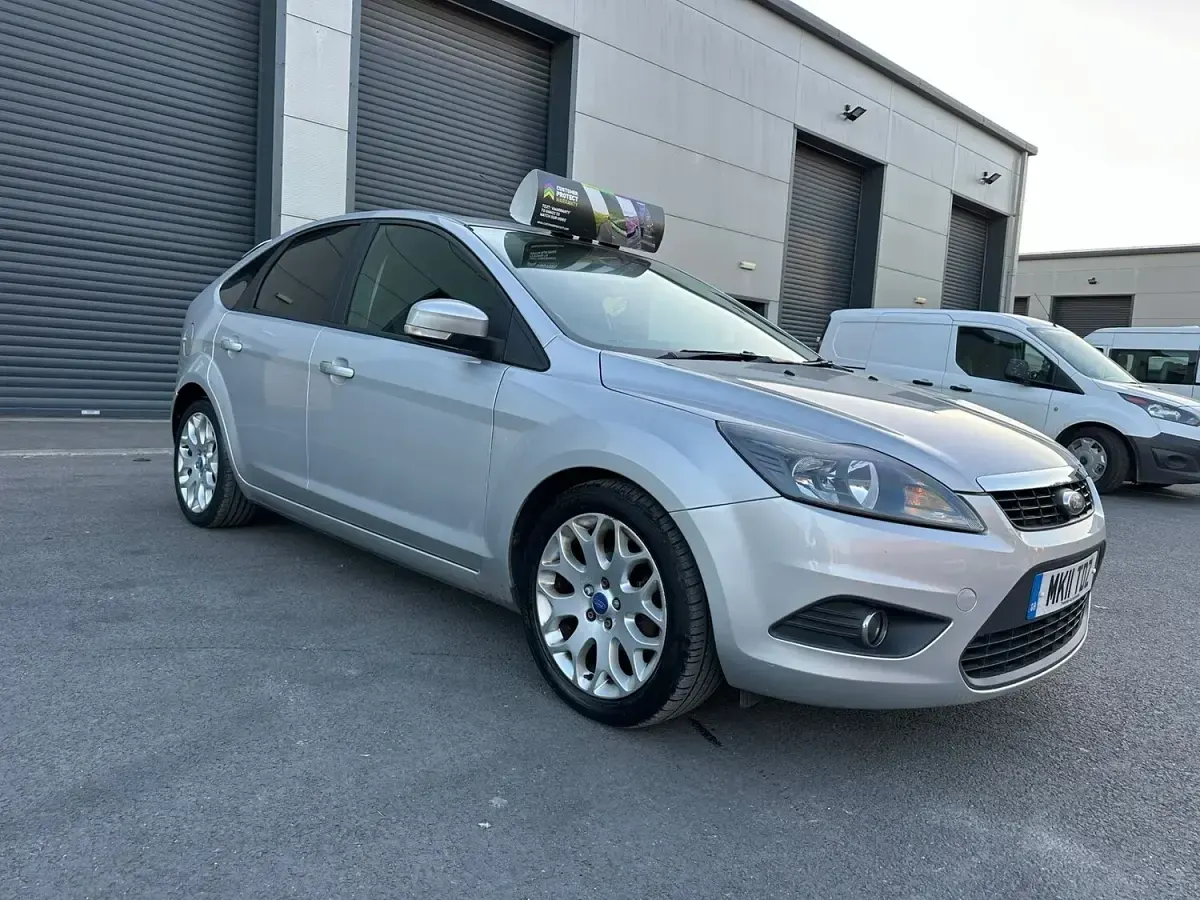 Used Ford Focus Zetec 2011 Silver Hatchback
