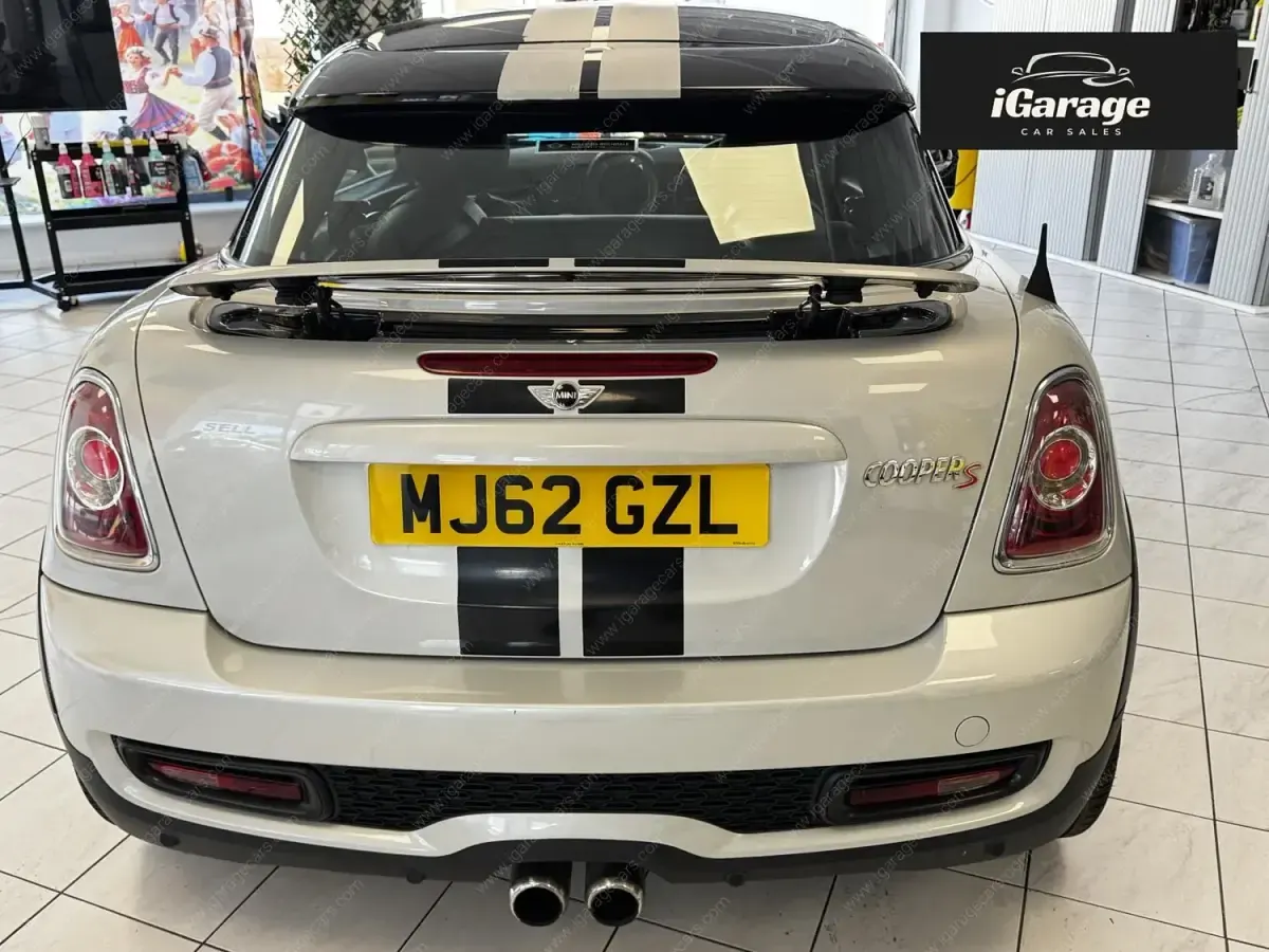 Gebraucht Mini Cooper S Coupé 184 PS (135 kW) 2012 Silber Coupé