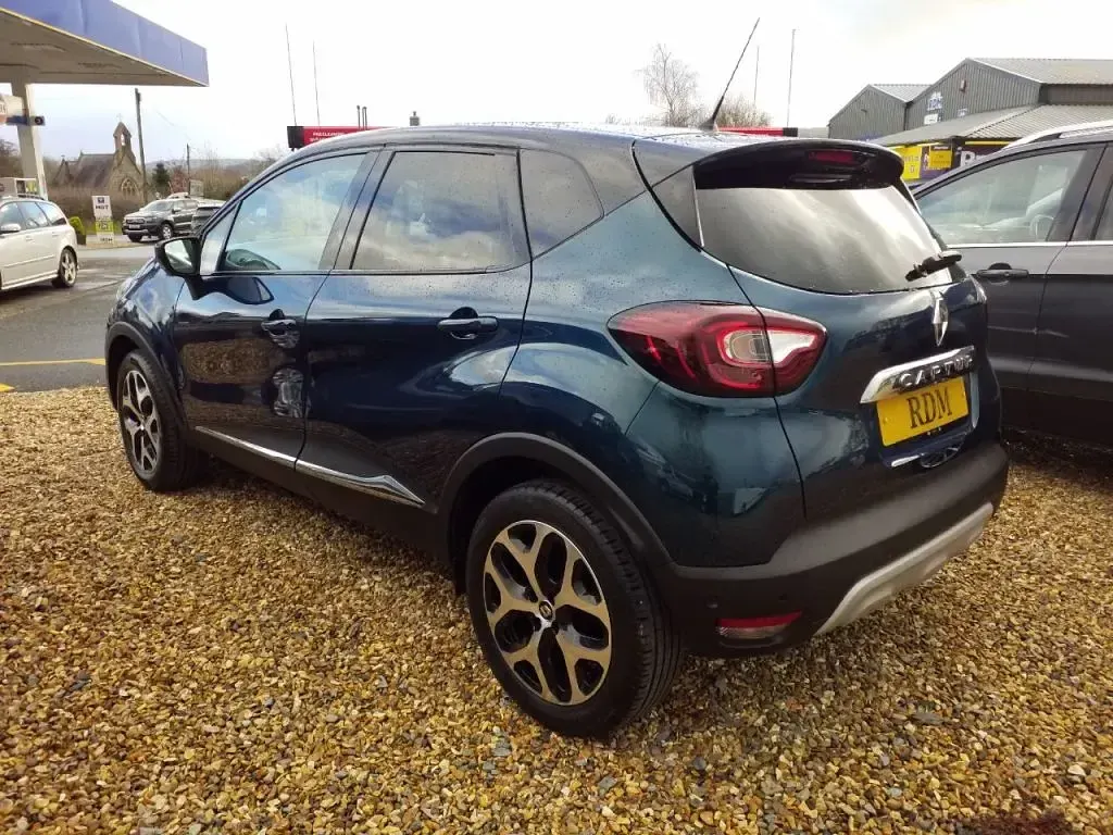 Used Renault Captur GT-Line 2019 Blue/black SUV