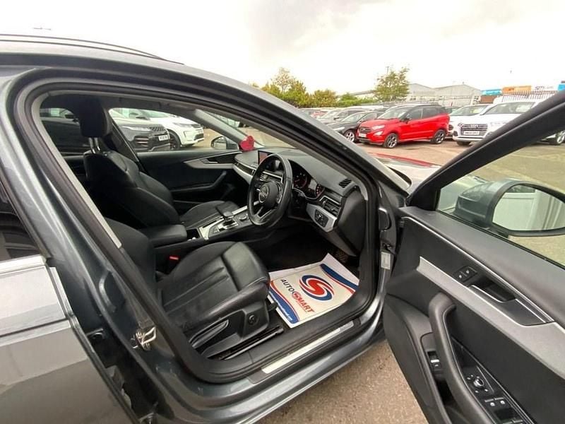 Begagnad Audi A4 Sport 190 HK (139 kW) 2018 Grå Kombi