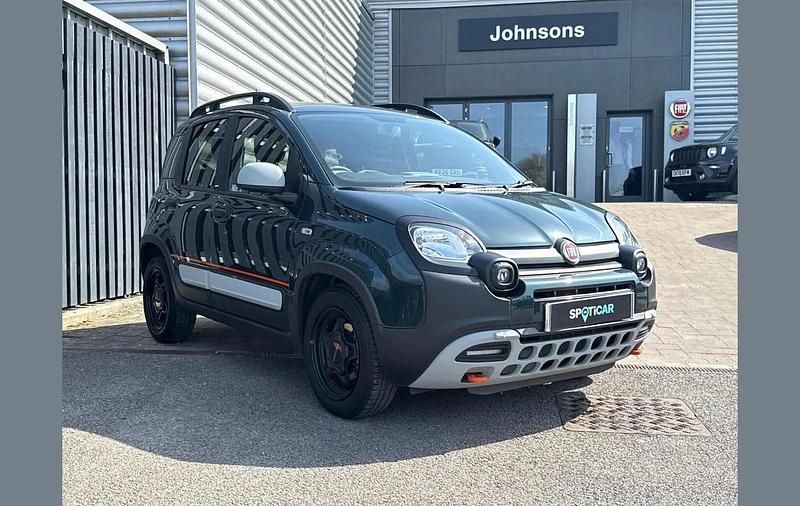 Used Fiat Panda Garmin 68 HP (50 kW) 2024 Green Hatchback
