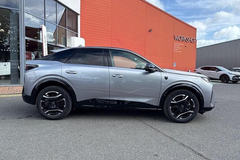 Used Peugeot e-3008 GTi 156 kW (213 HP) 2025 Grey SUV