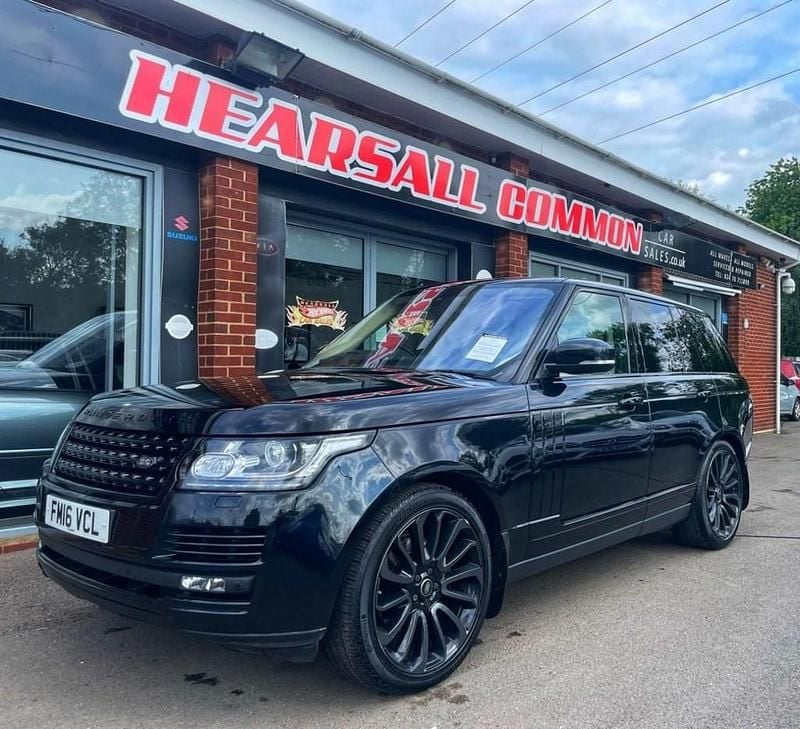Black Used 2016 Land Rover Range Rover Vogue SE SUV | £16,000 (Good price) - Image 1/4