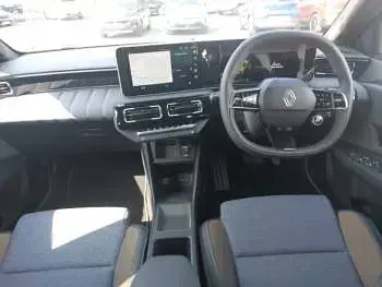 New Renault R5 Komfort 110 kW (150 HP) 2026 Green Hatchback