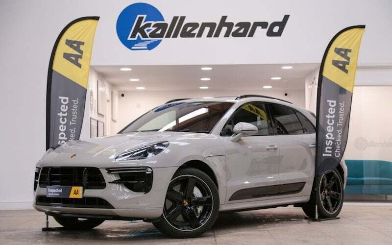 Grey Used 2021 Porsche Macan Turbo SUV | £60,995 (Expensive) - Image 1/4