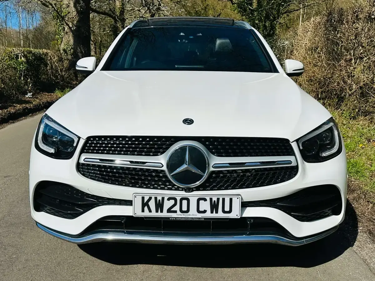 Used Mercedes GLC300 AMG Line Premium Plus 245 HP (180 kW) 2020 White SUV