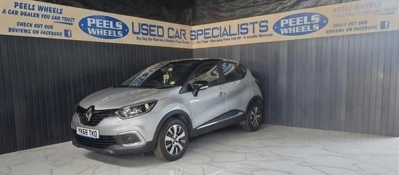 Used Renault Captur Play 90 HP (66 kW) 2018 Silver SUV