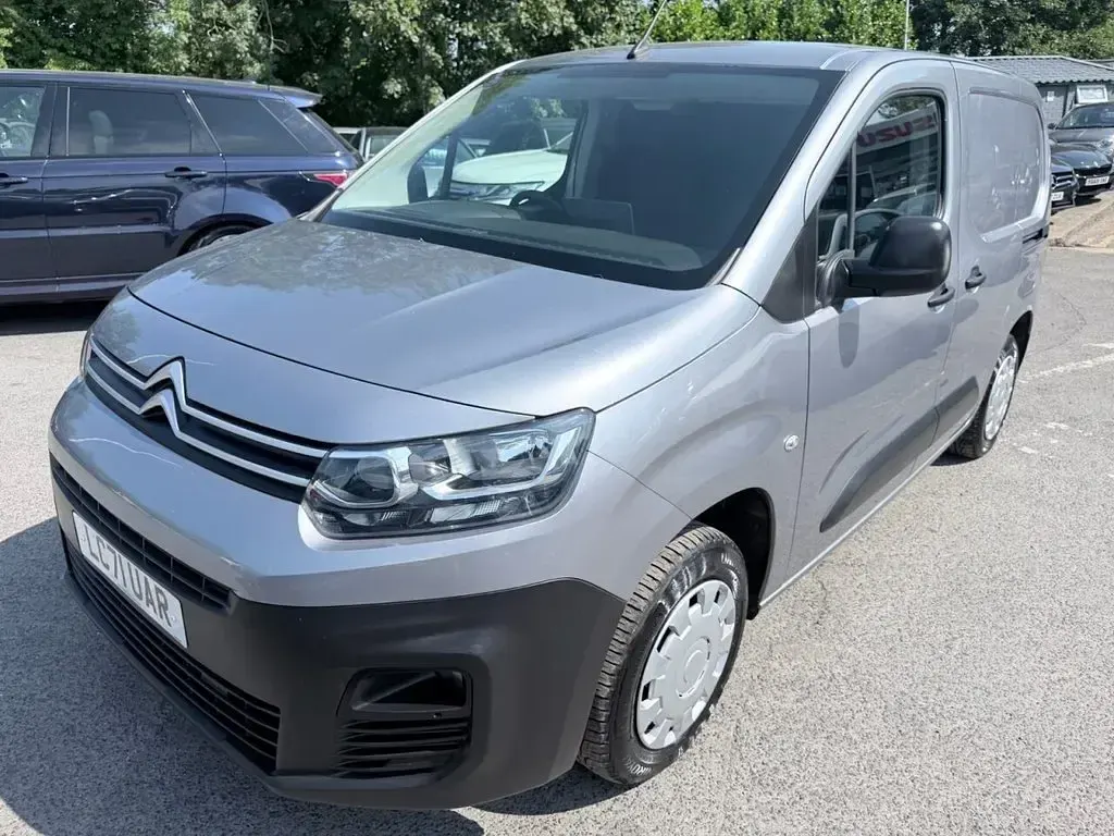 Used Citroën Berlingo 75 HP (55 kW) 2021 Grey MPV