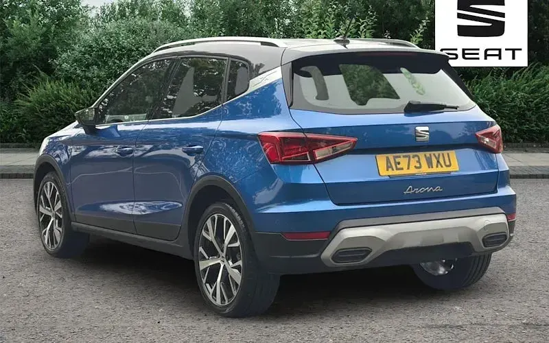 Used Seat Arona Xperience Lux 110 HP (80 kW) 2024 Blue SUV
