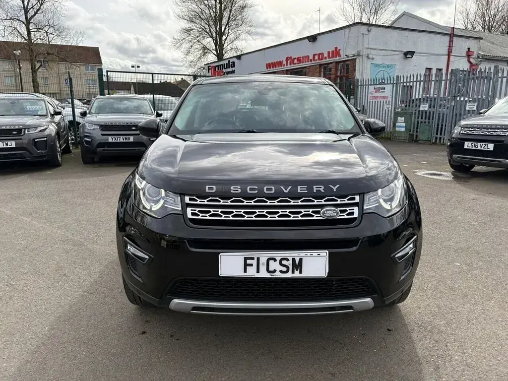 Used Land Rover Discovery Sport HSE 180 HP (132 kW) 2017 Black SUV