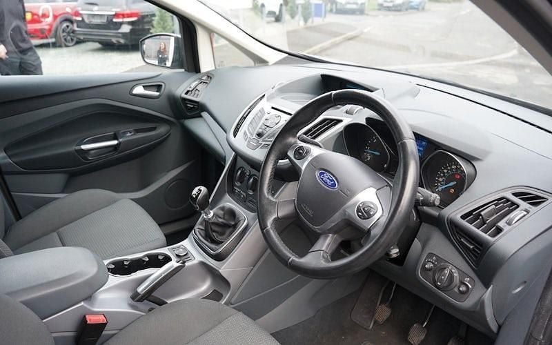 Used Ford C-MAX Zetec 116 HP (85 kW) 2014 MPV